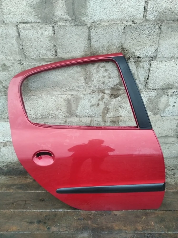 Дверь боковая peugeot 206 2007 Хэтчбэк