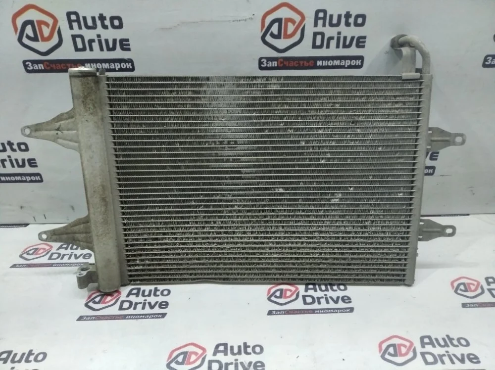 Радиатор кондиционера skoda fabia 2009 Mk2