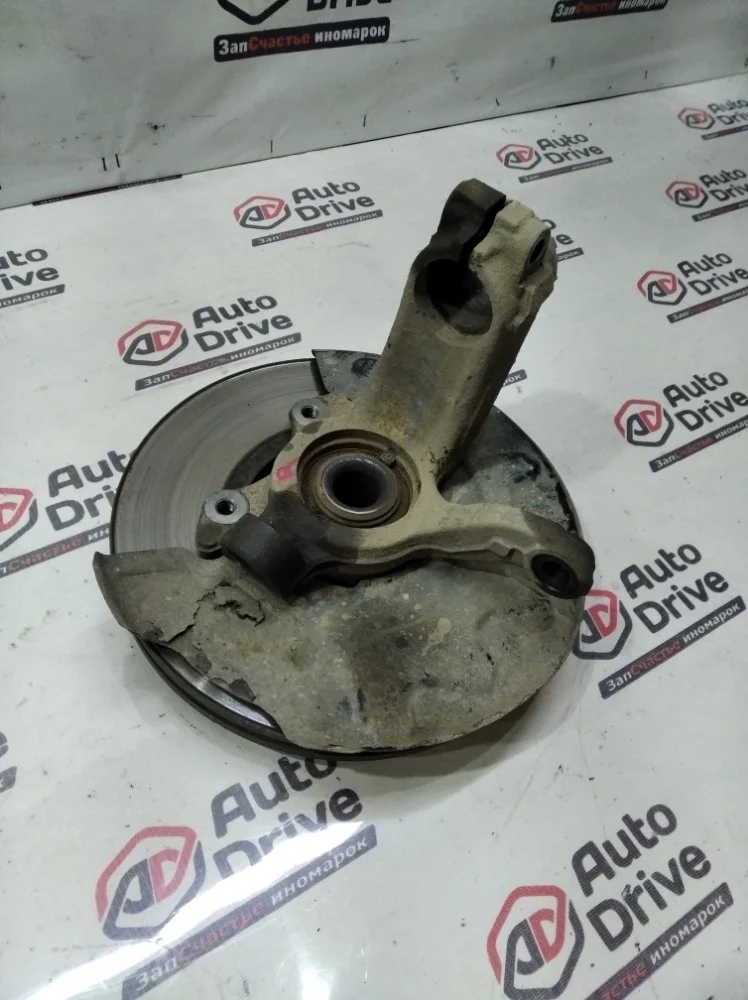 Кулак поворотный Skoda Rapid 2014 NH3