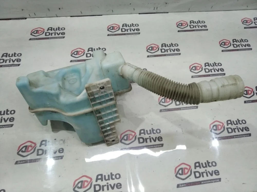 Бачок стеклоомывателя Skoda Rapid 2014 NH3