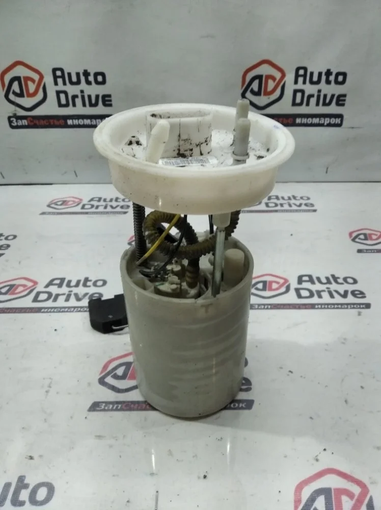 Топливный насос Skoda Rapid 2014 NH3
