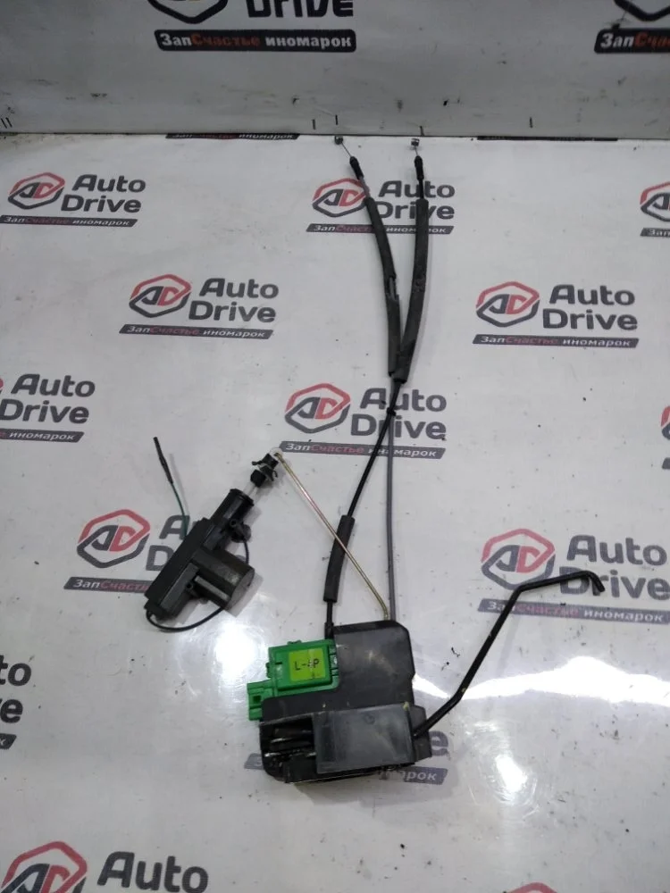 Замок двери Hyundai Solaris 2012 RB
