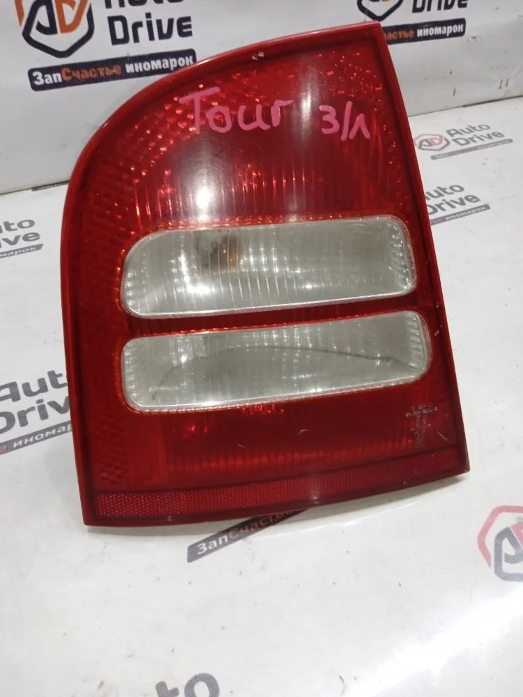 Фонарь skoda octavia tour 2006