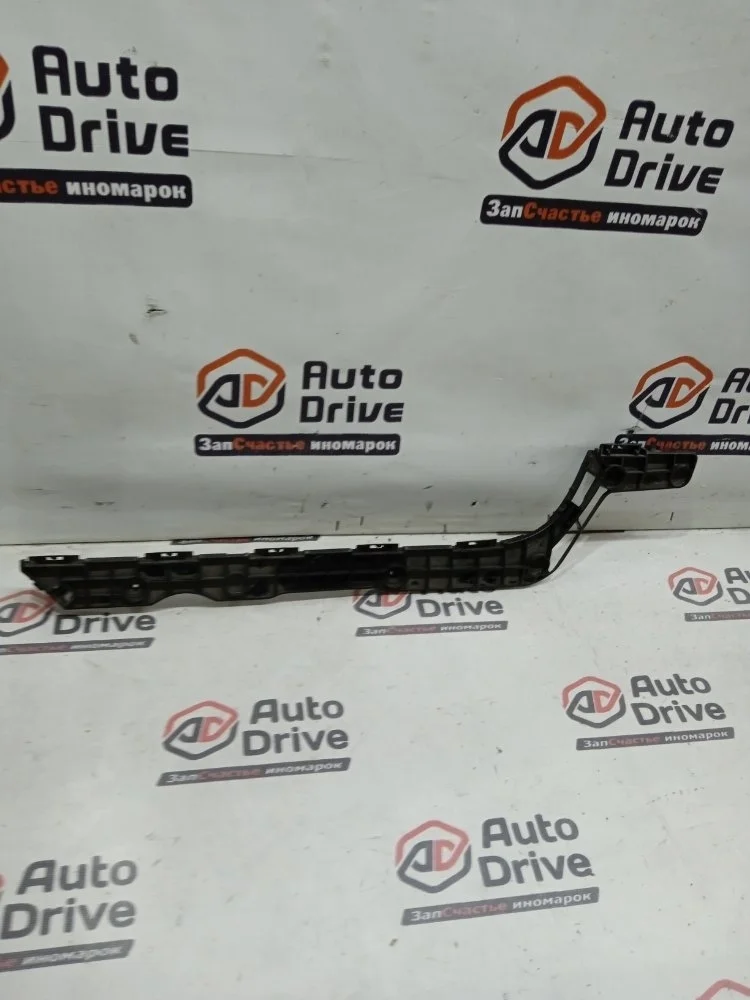 Кронштейн бампера TOYOTA Land Cruiser