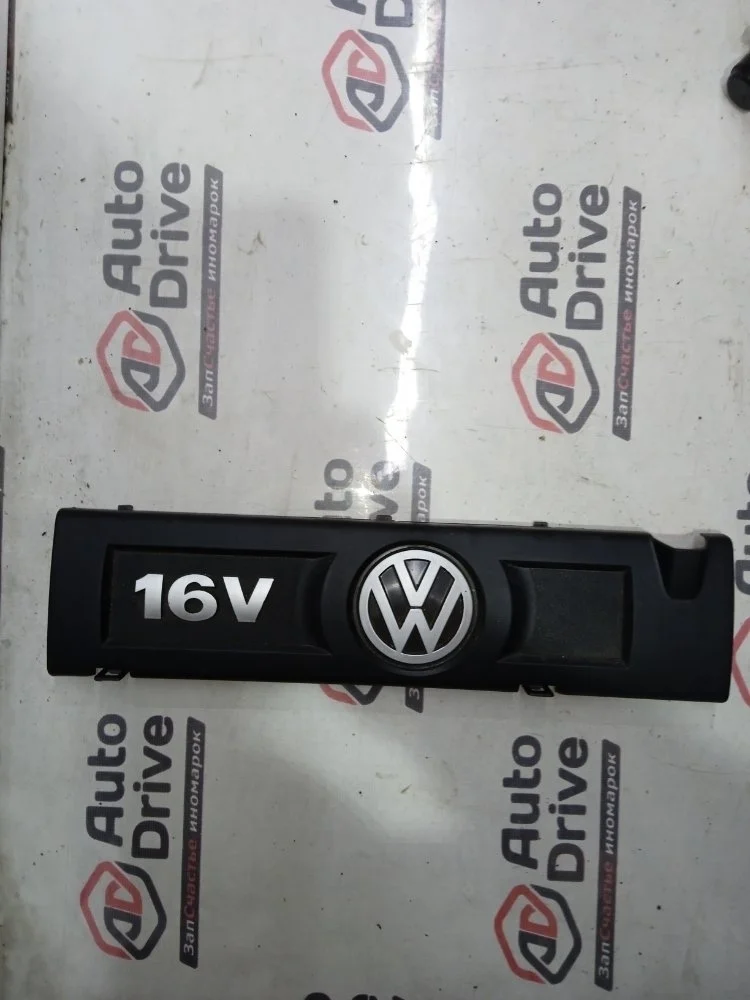 Декоративная крышка двигателя VOLKSWAGEN POLO 2013