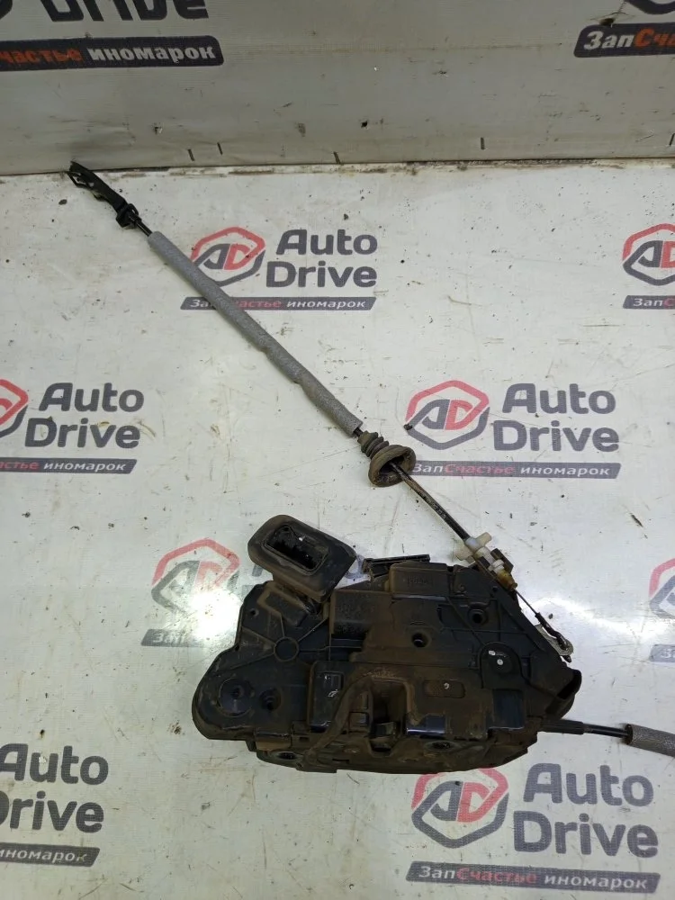 Замок двери volkswagen POLO 2012 MK5