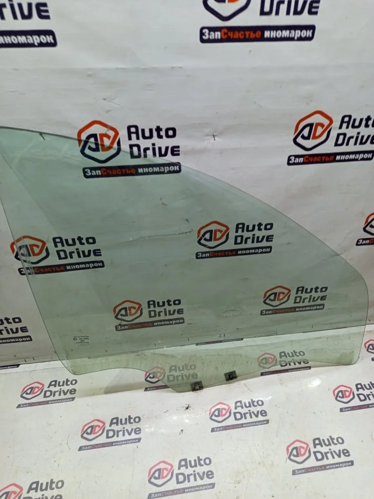 Стекло двери Renault Duster 2013