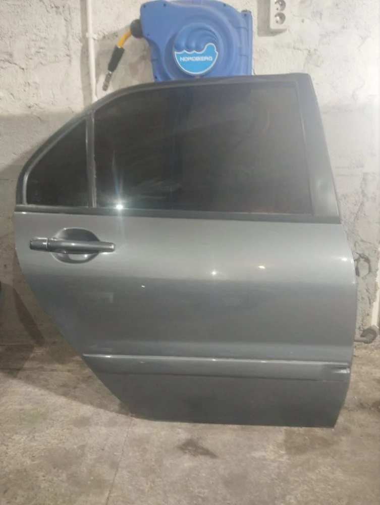 Дверь Mitsubishi Lancer 2005 CS