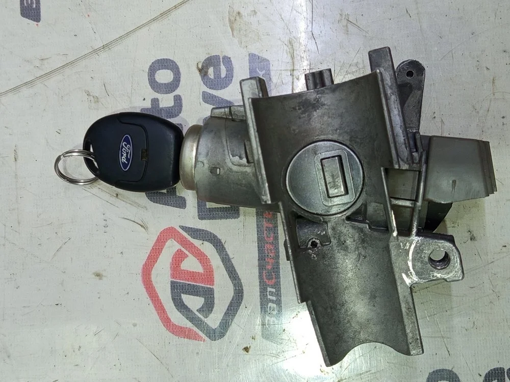 Замок зажигания Ford Fusion 2007 1