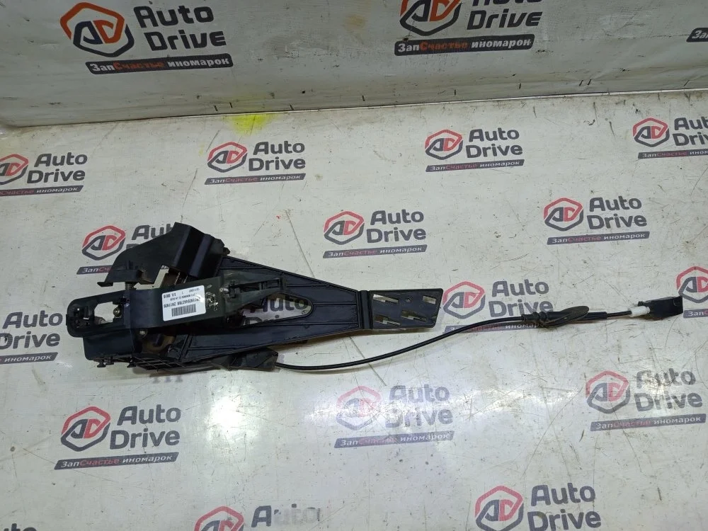 Замок боковой двери Ford Fusion 2007 1