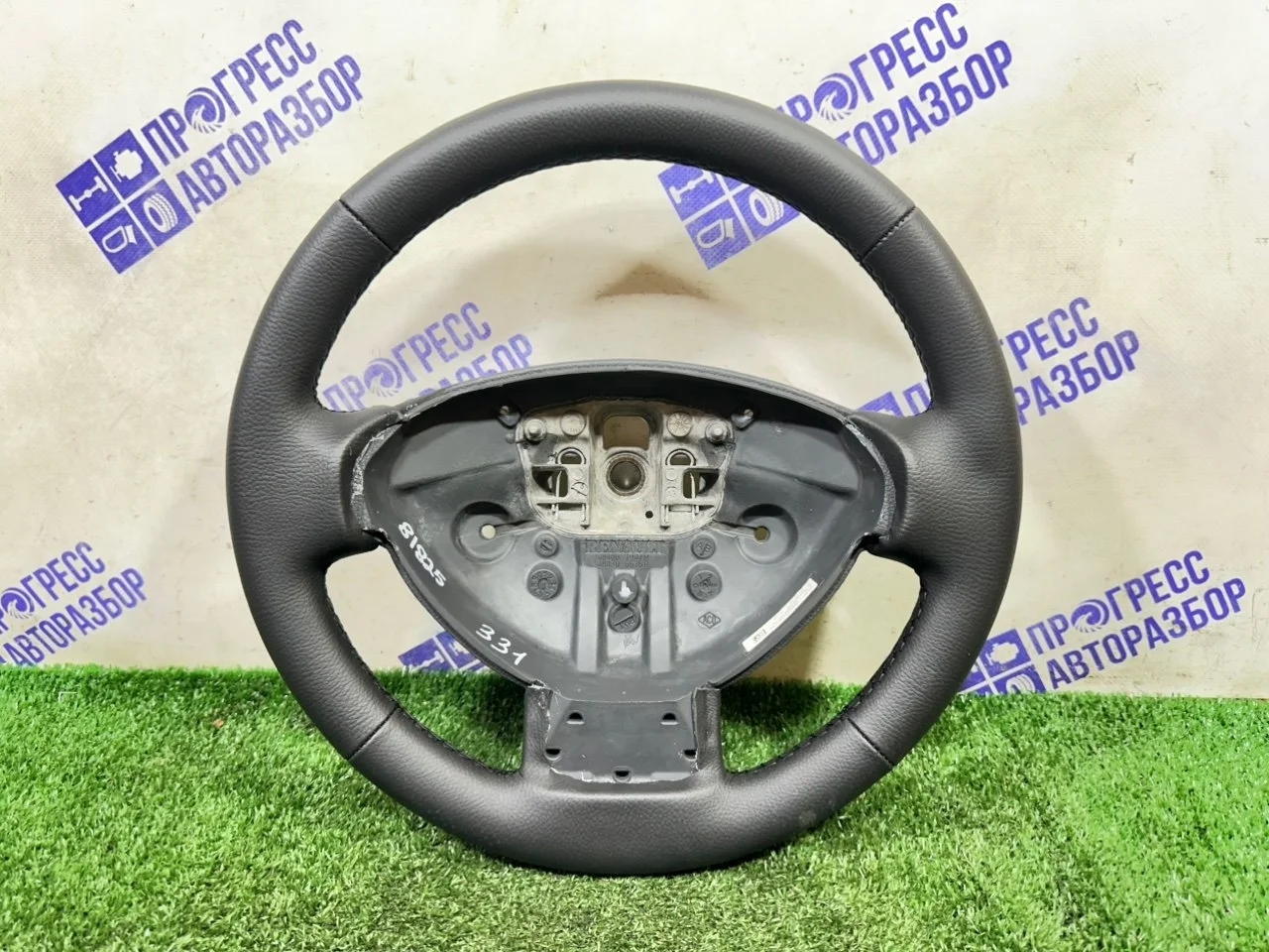 Руль Nissan Terrano 2016 788304650R КРОССОВЕР 1.6 H4MD438