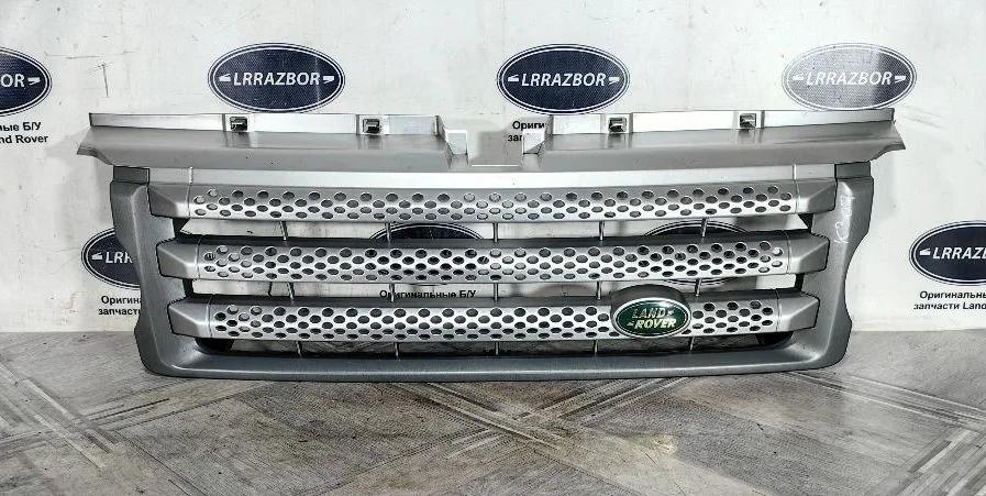 Решетка радиатора Range Rover Sport L320