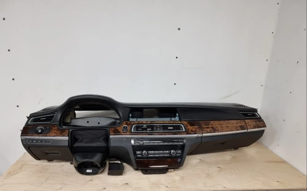 Торпедо BMW 7 2013 F01