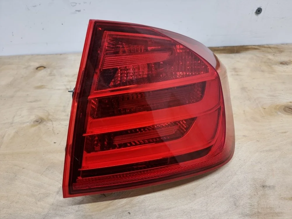 Фонарь BMW 3 2012 F30
