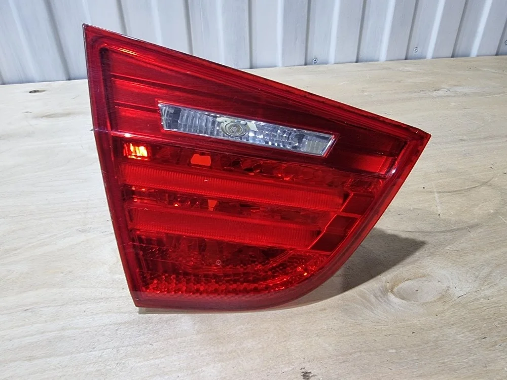 Фонарь BMW 3 2009 E90