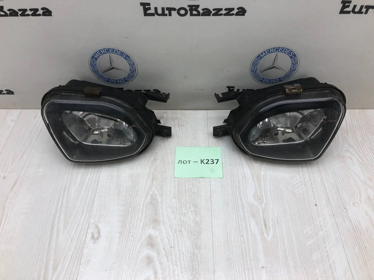 Противотуманка Mercedes W211