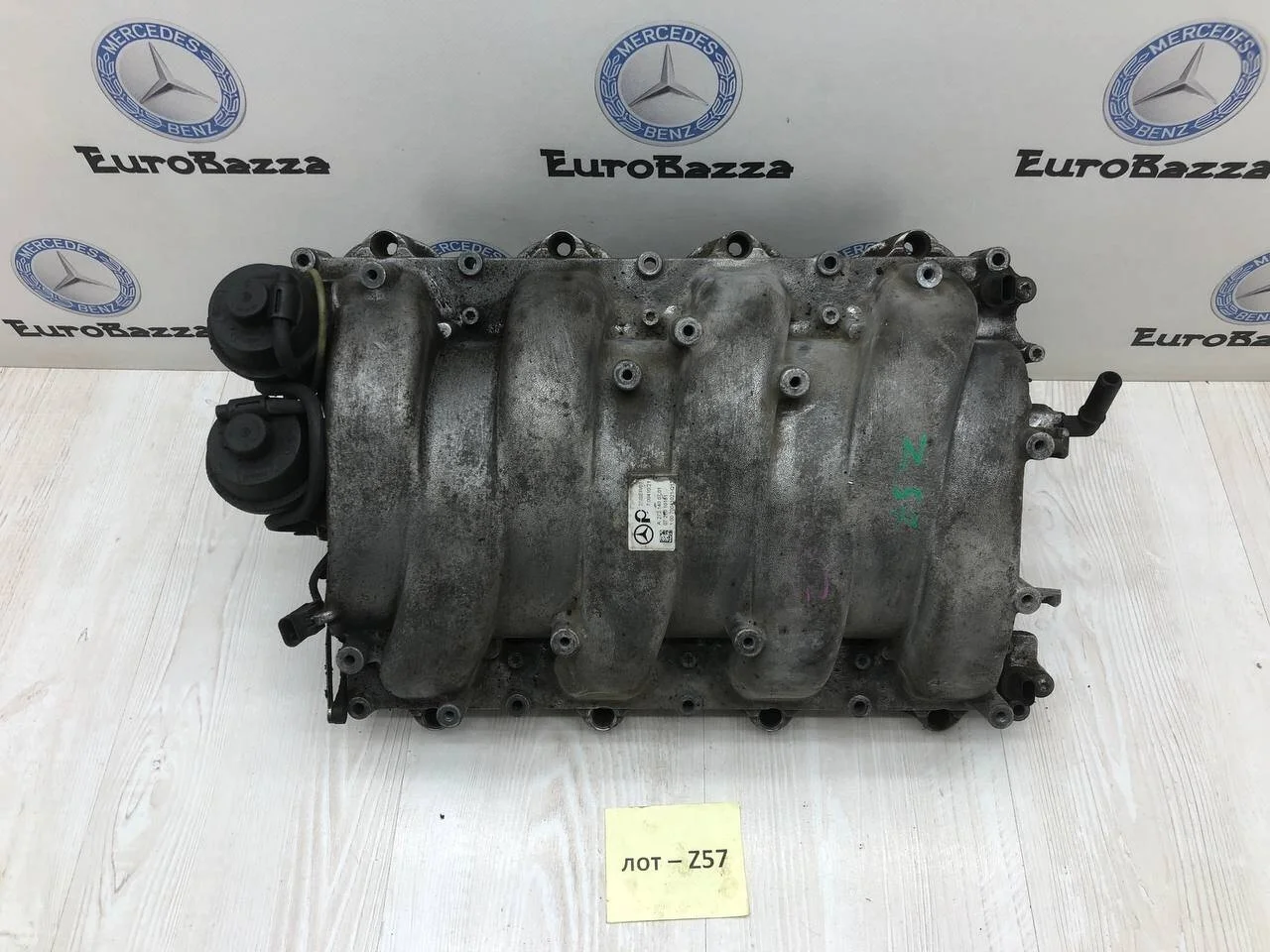 Впускной коллектор Mercedes М273