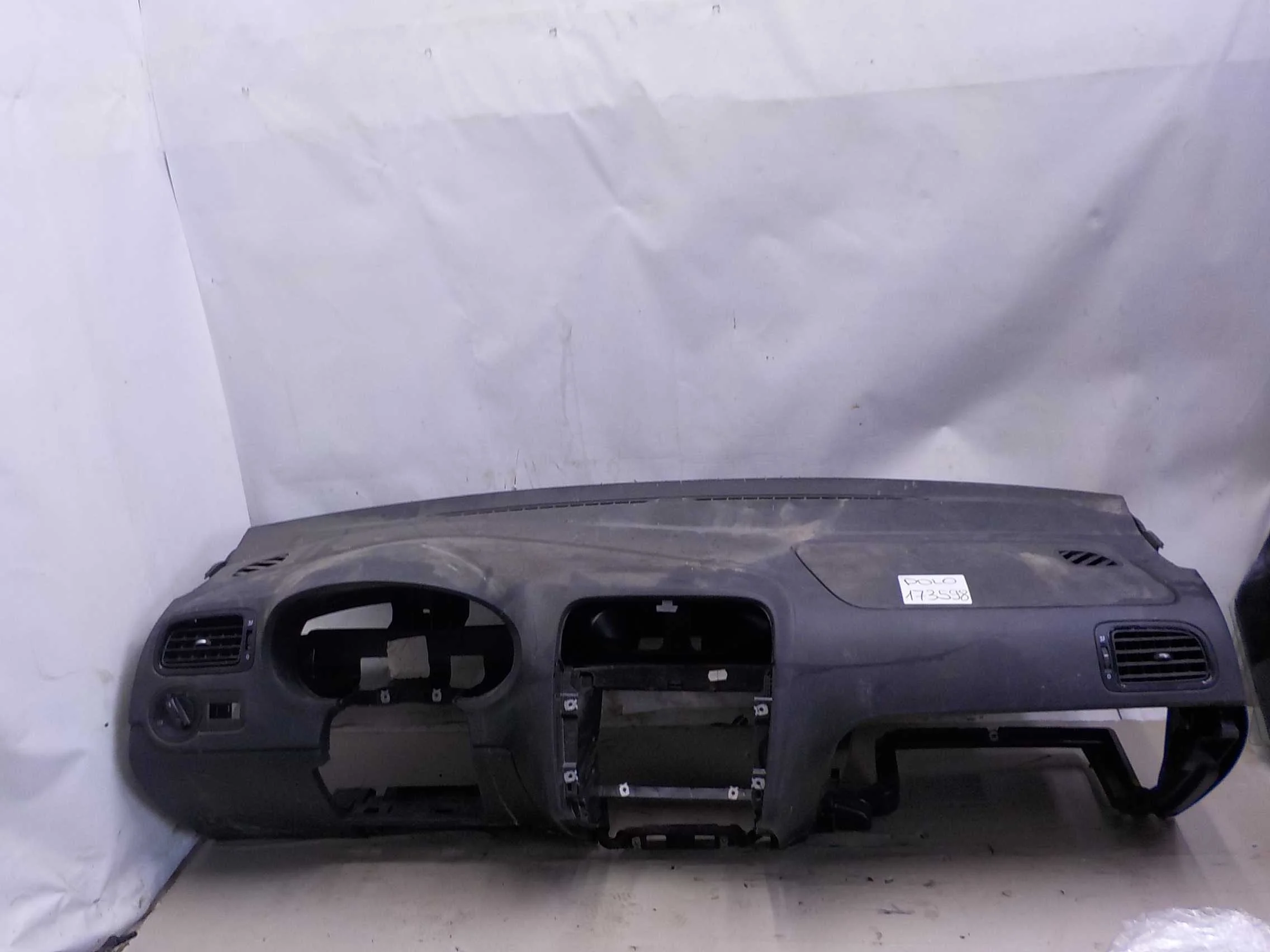 торпедо VOLKSWAGEN POLO