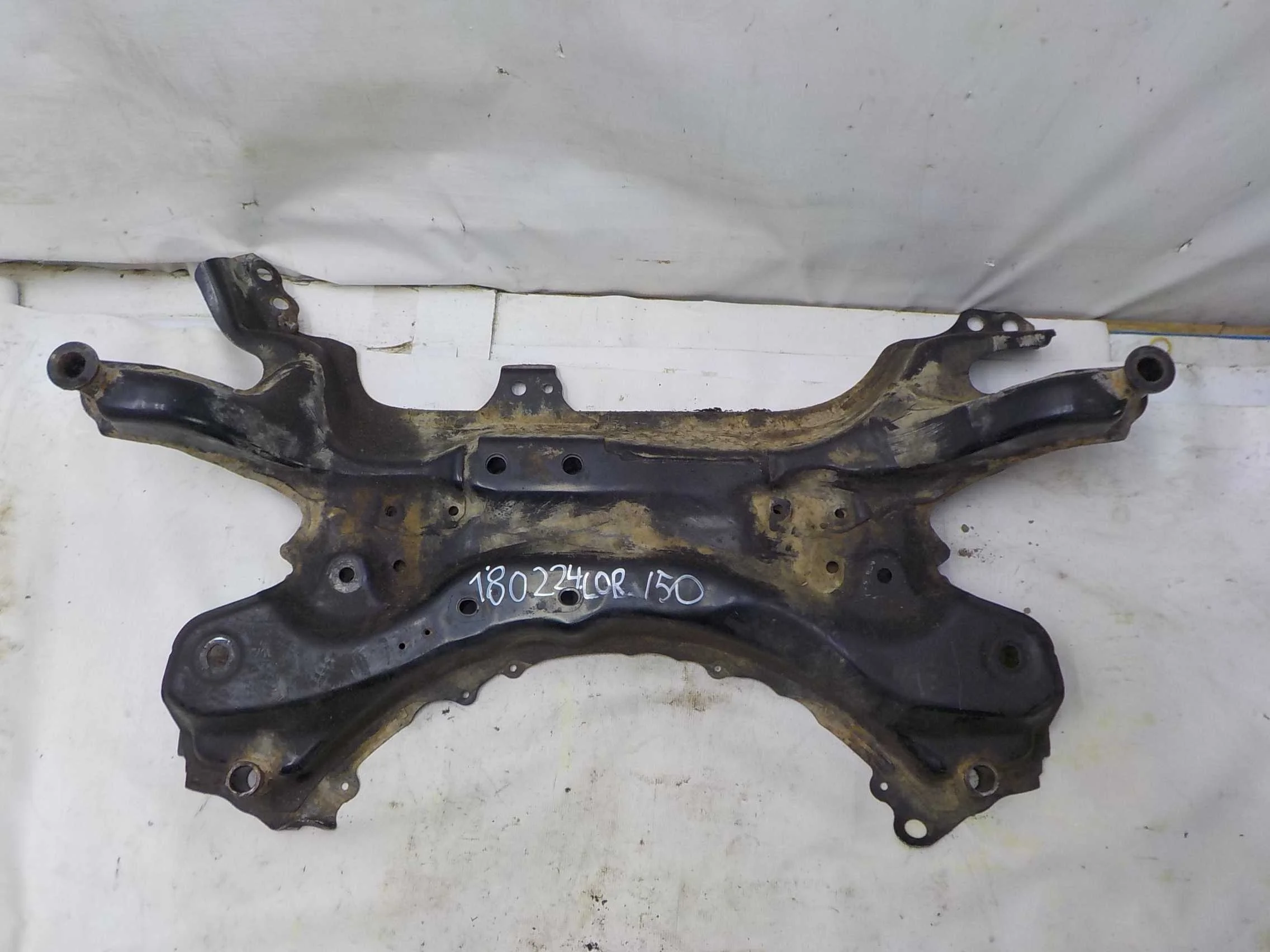 подрамник TOYOTA COROLLA 150