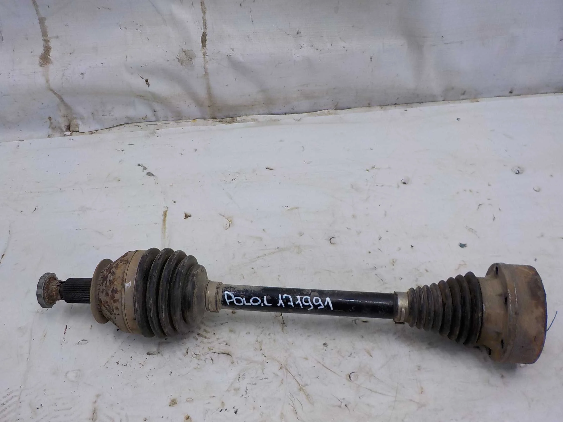 привод VOLKSWAGEN POLO