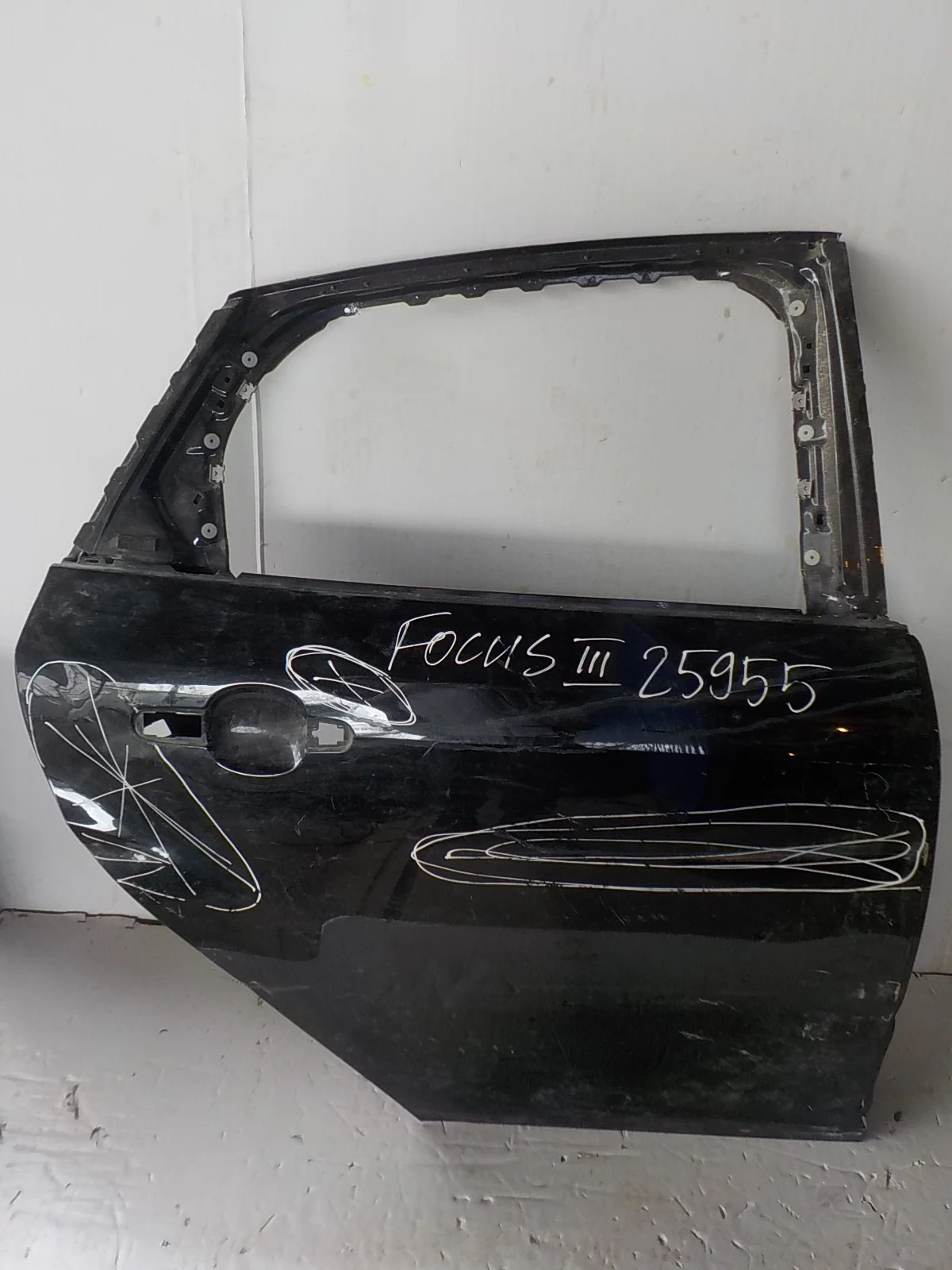 дверь FORD FOCUS 3