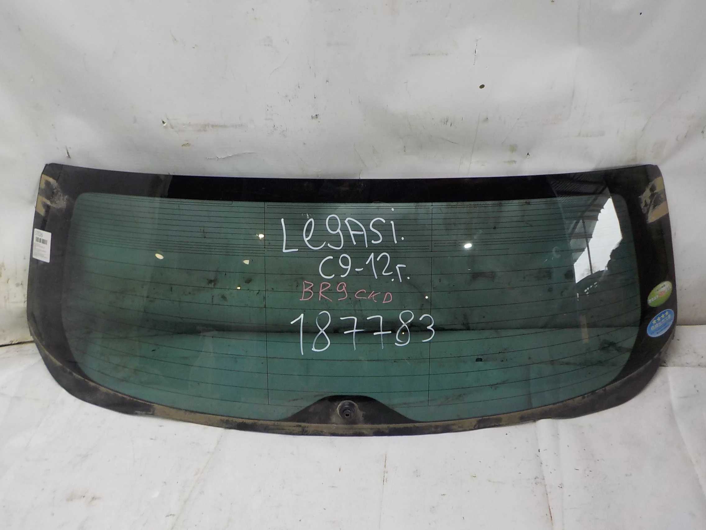 стекло SUBARU LEGACY