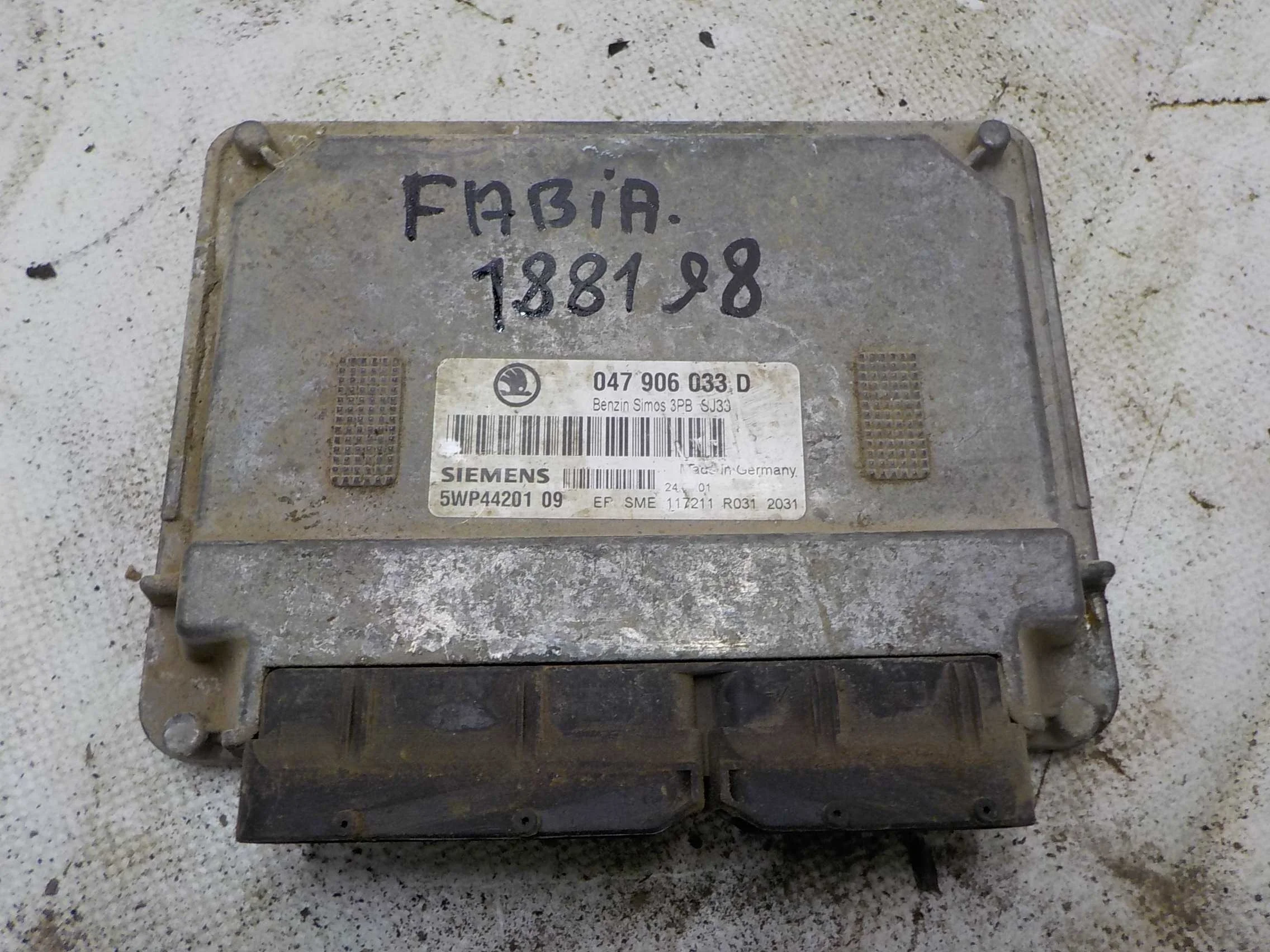 блок управления двс SKODA FABIA