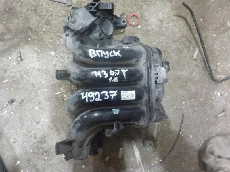 коллектор впускной MAZDA 3