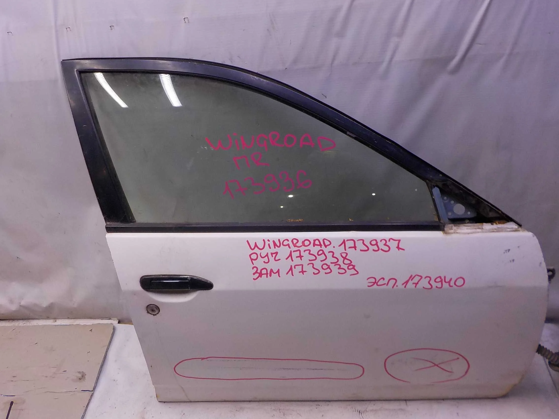 дверь NISSAN WINGROAD