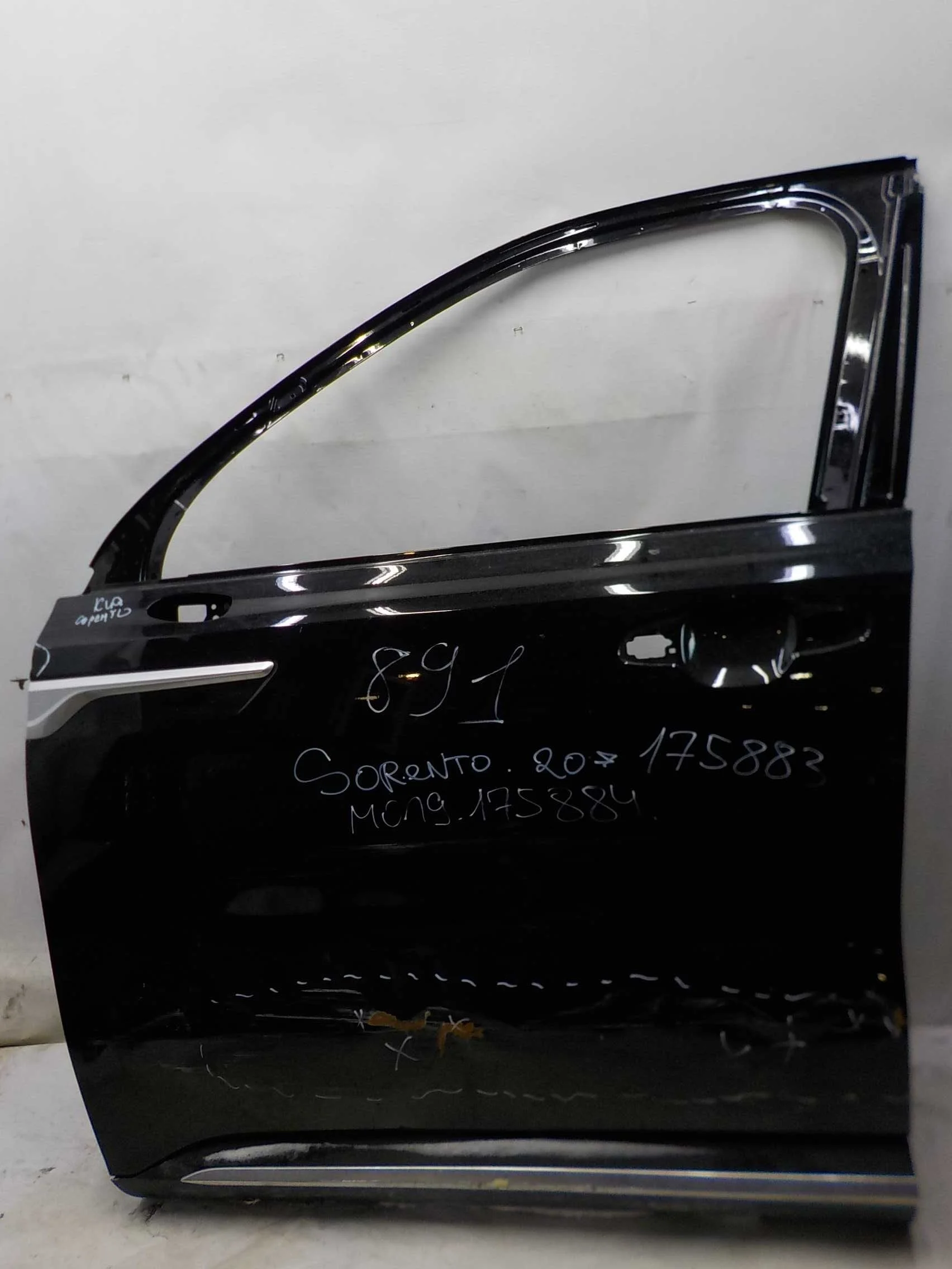 накладка на дверь KIA SORENTO