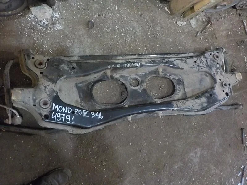 балка подвески FORD MONDEO