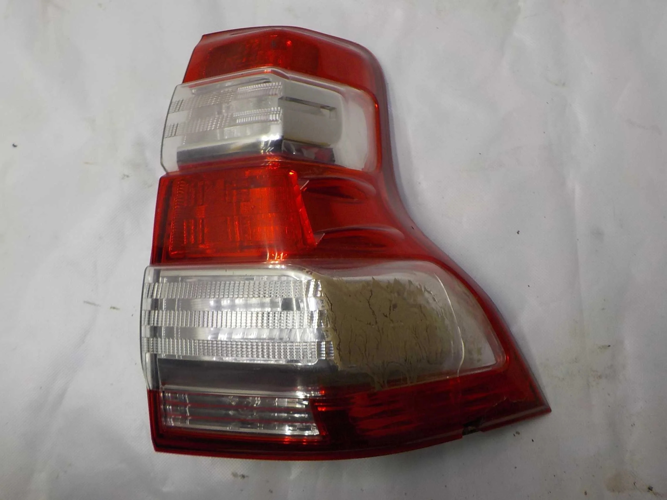 фонарь TOYOTA LAND CRUISER