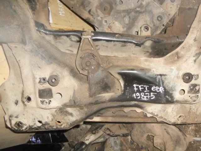 подрамник FORD FOCUS 1