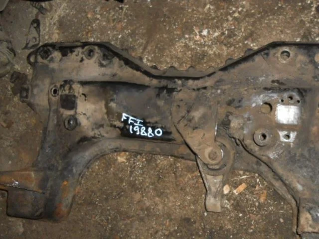 подрамник FORD FOCUS 1