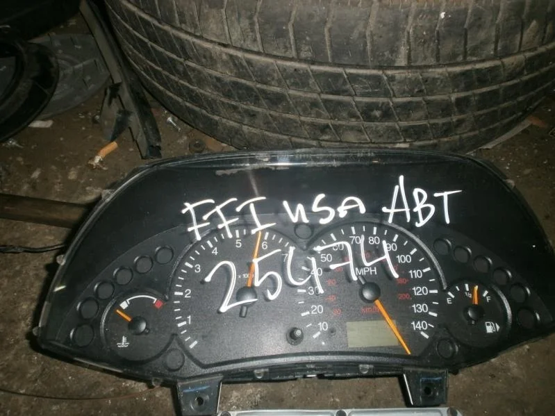 панель приборов FORD FOCUS 1