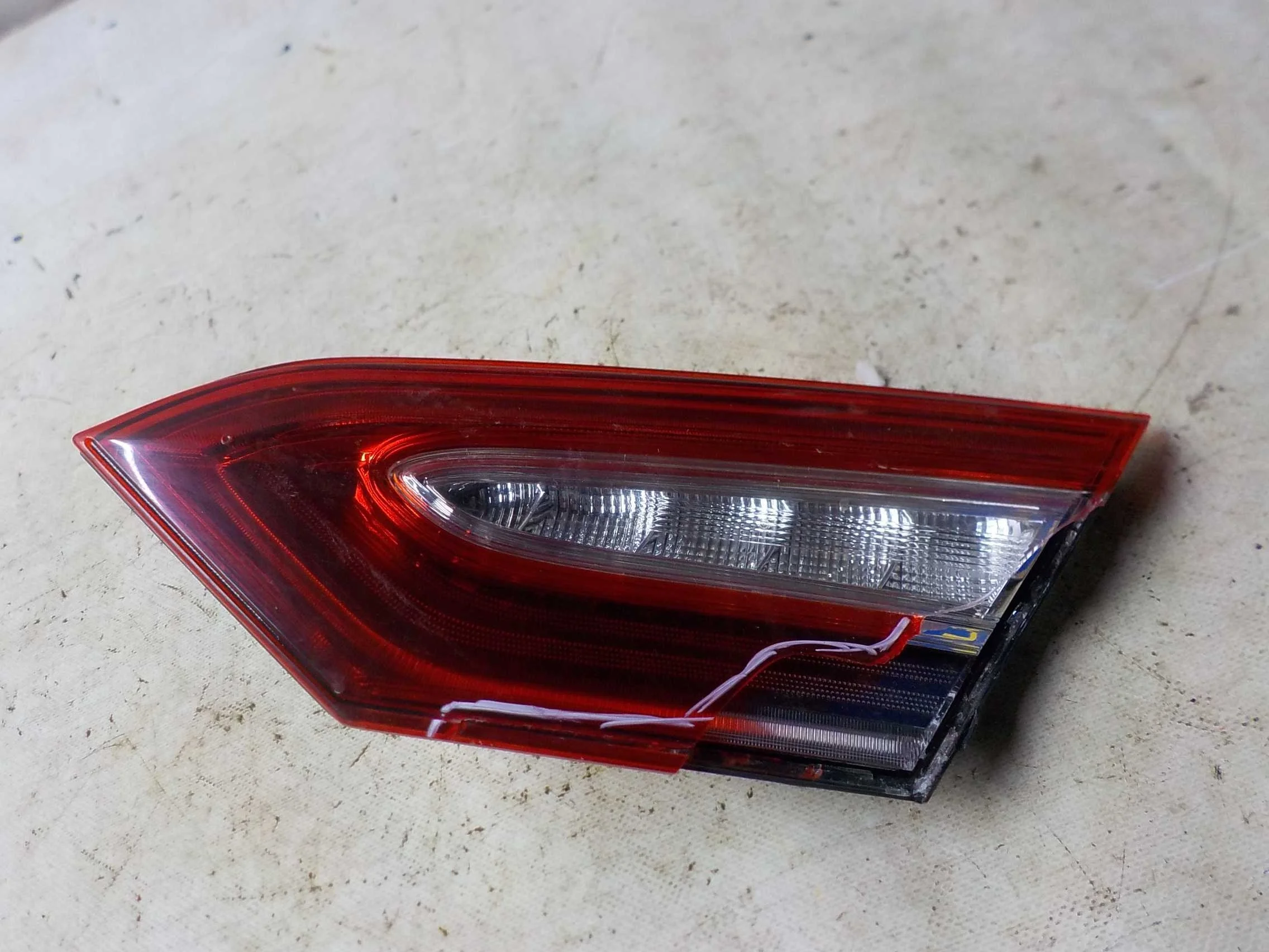 фонарь TOYOTA CAMRY 70