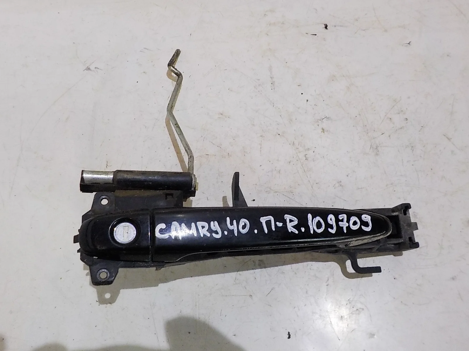 ручка двери внешняя TOYOTA CAMRY 40