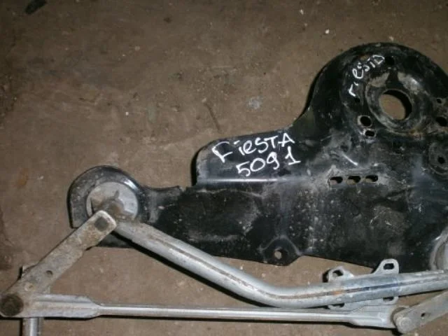 трапеция дворников FORD FIESTA