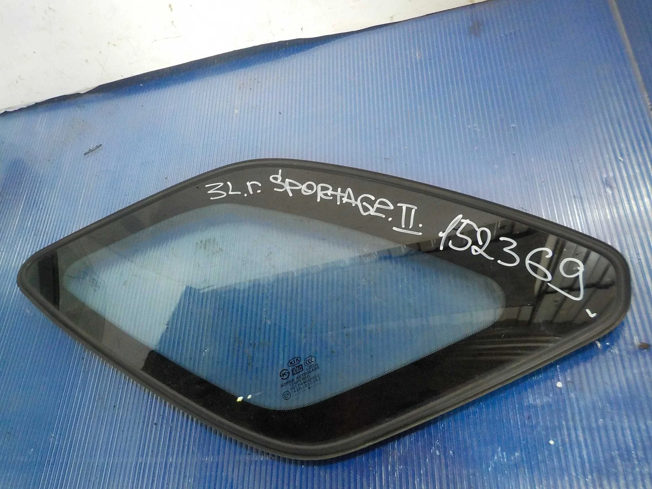 стекло KIA SPORTAGE