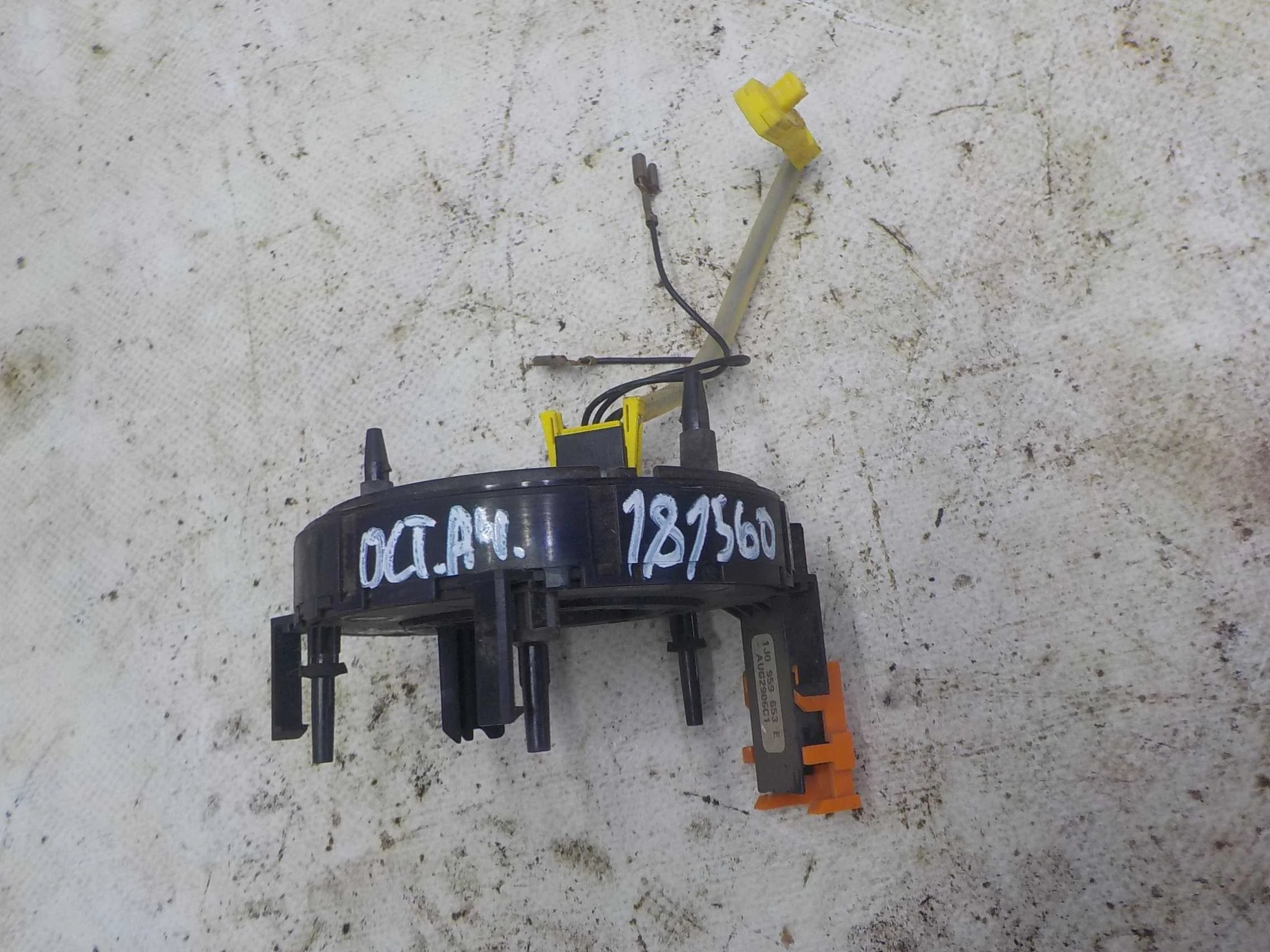 шлейф-лента air bag SKODA OCTAVIA