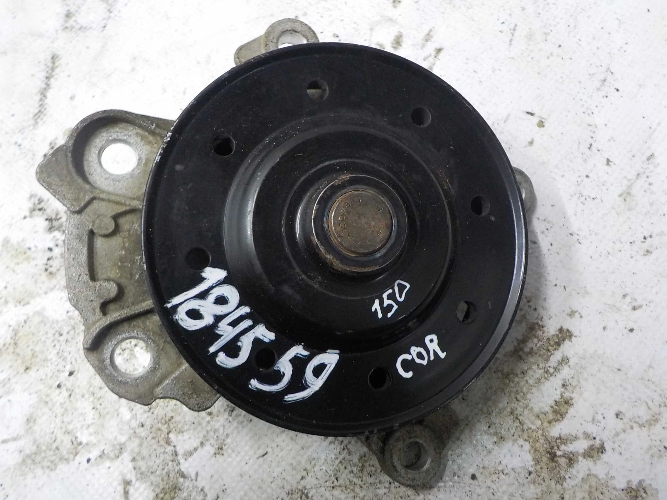помпа TOYOTA COROLLA 150