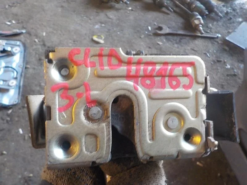 замок двери RENAULT CLIO