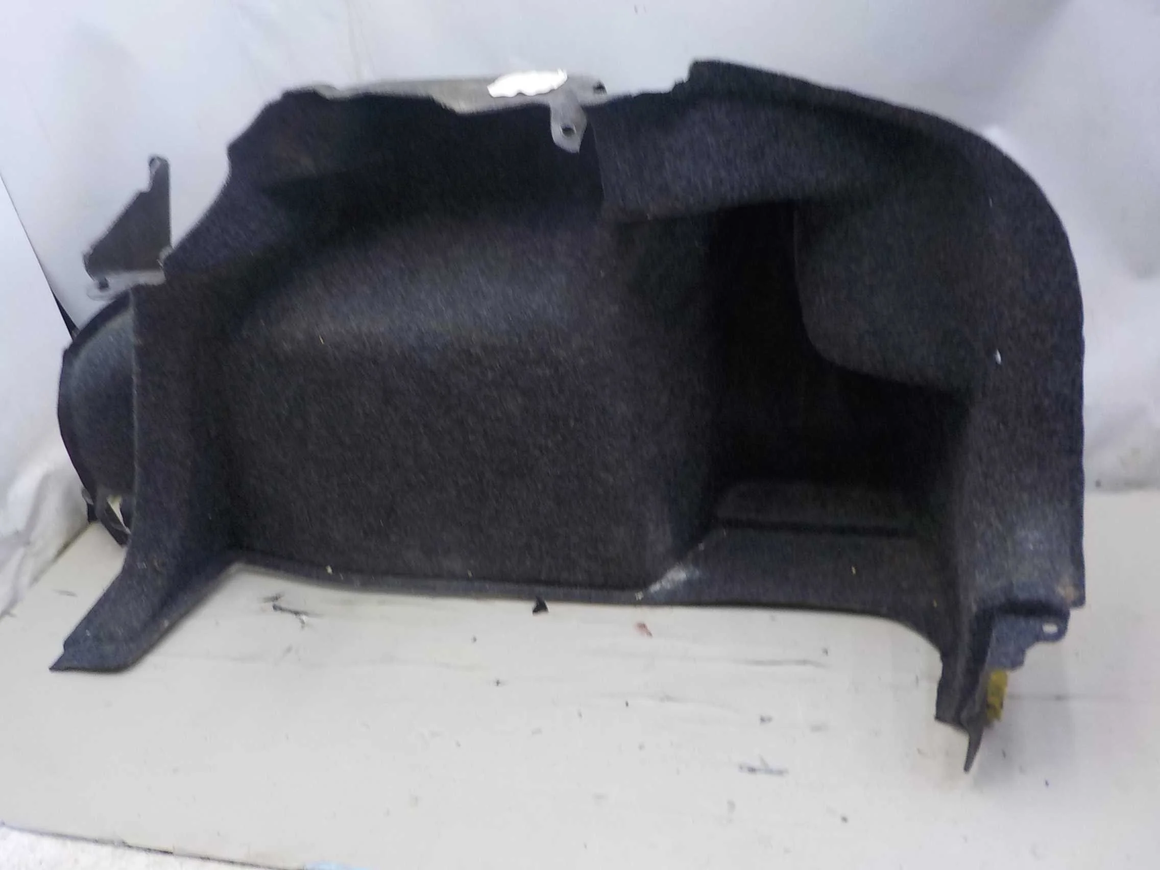 обшивка багажника VOLKSWAGEN POLO
