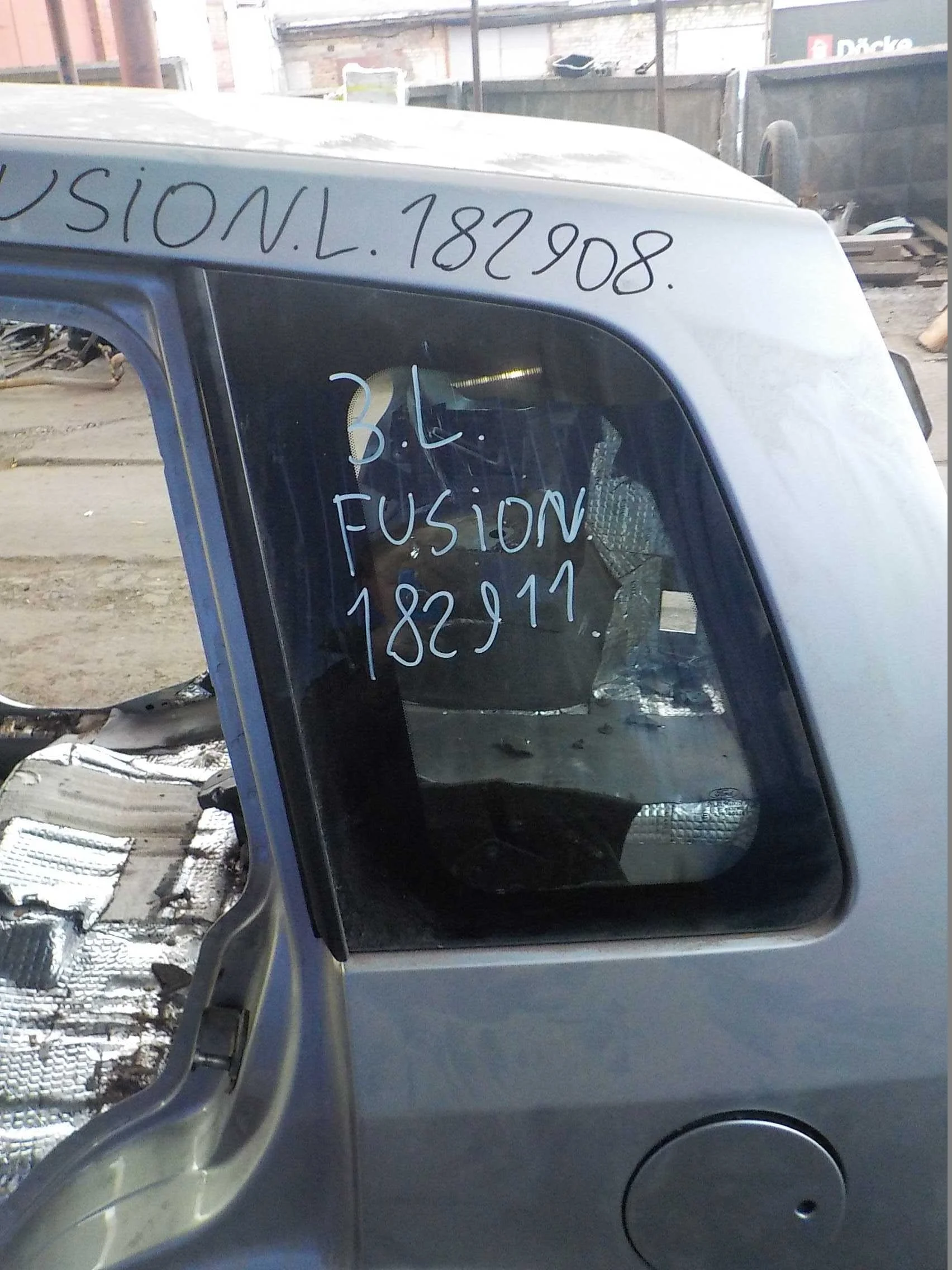 стекло FORD FUSION