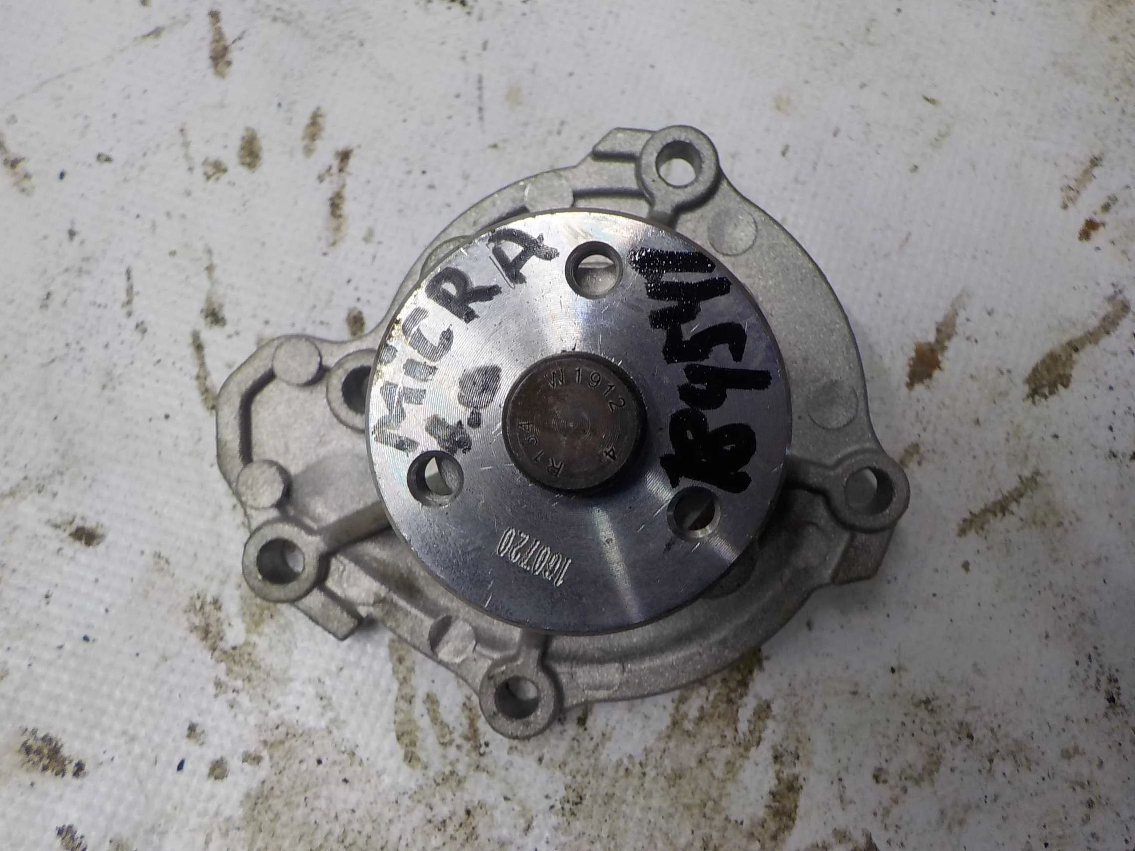 помпа NISSAN MICRA