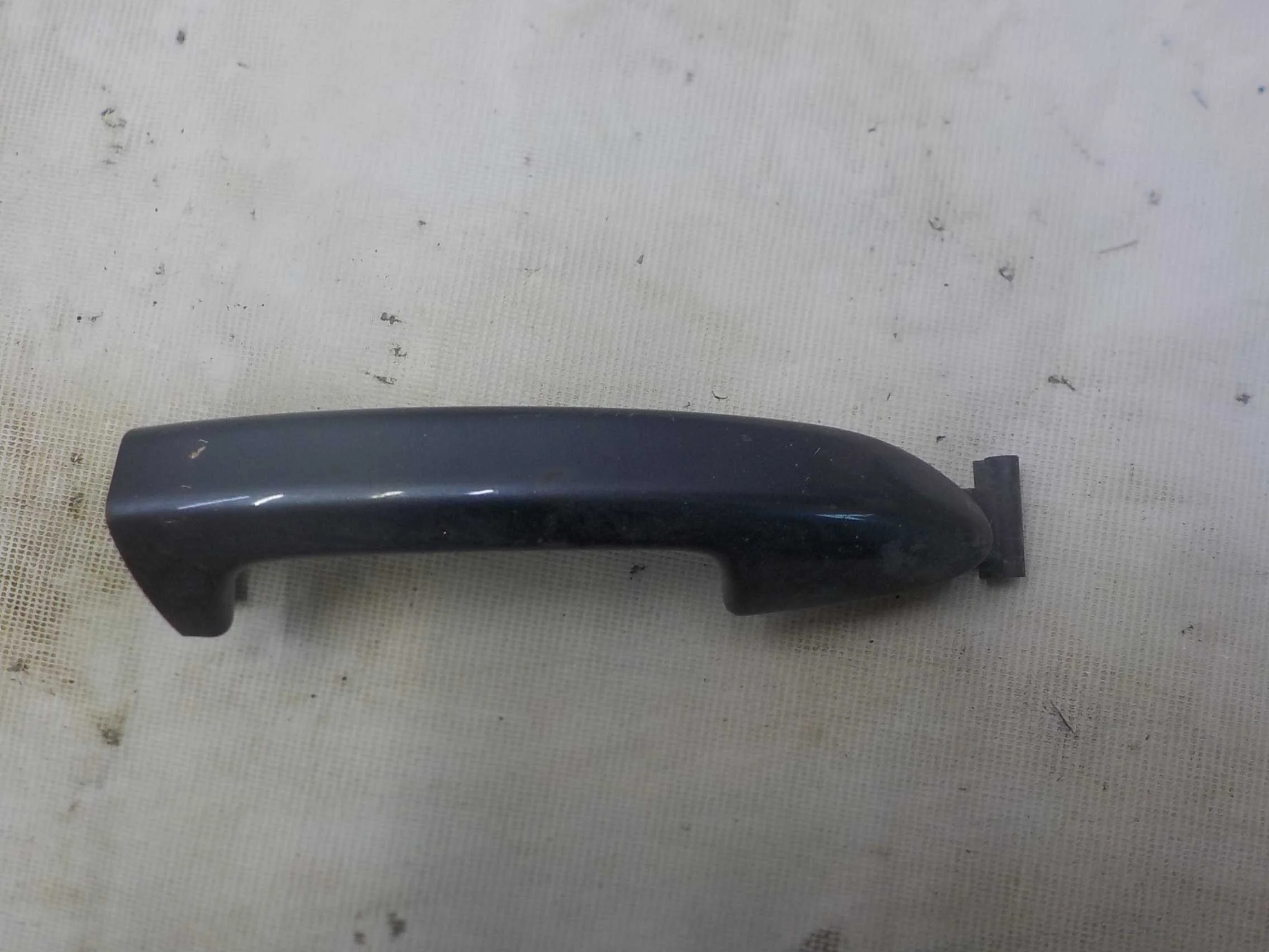 ручка двери внешняя VOLKSWAGEN PASSAT B6