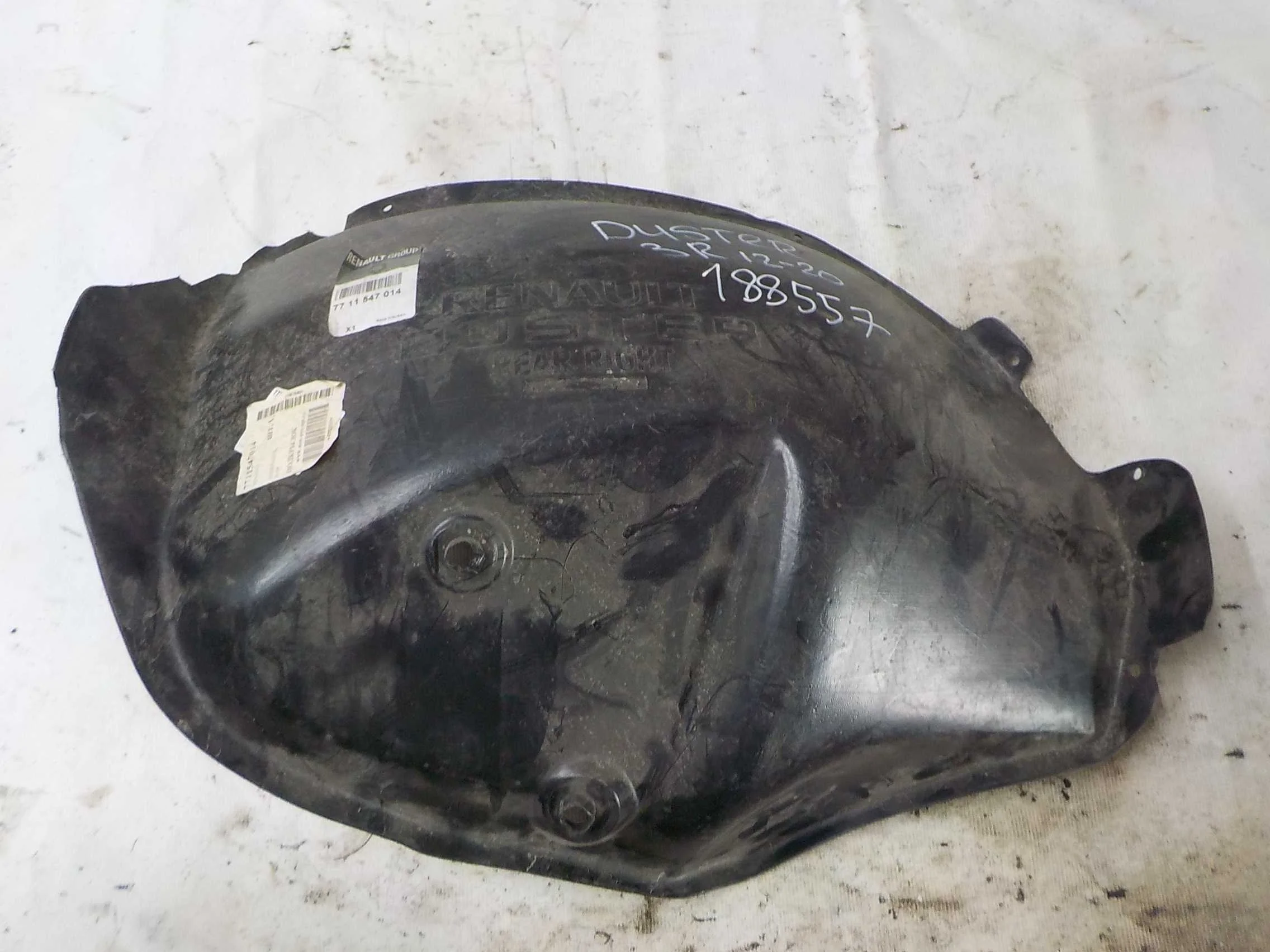 подкрылок RENAULT duster