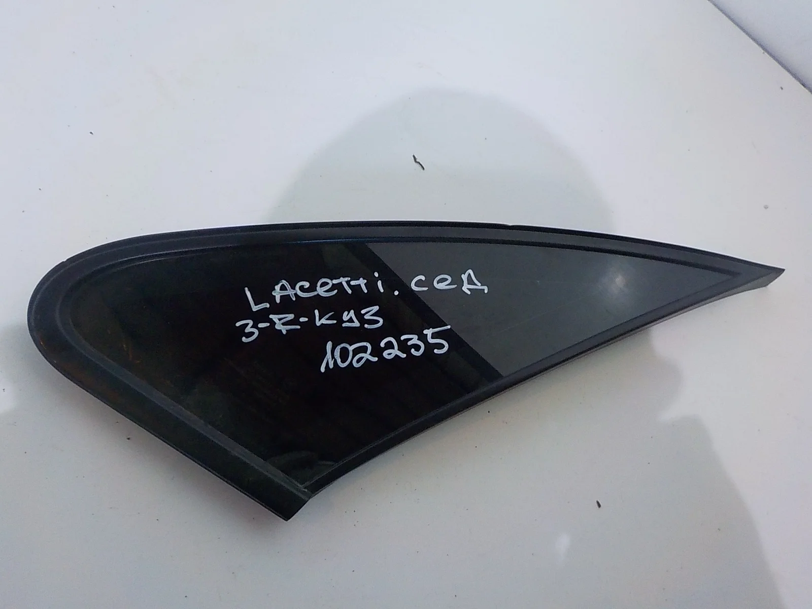стекло CHEVROLET LACETTI