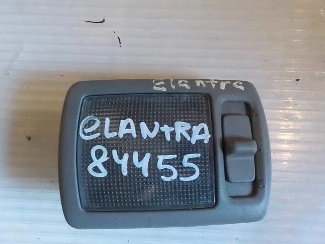 плафон освещения салона HYUNDAI ELANTRA