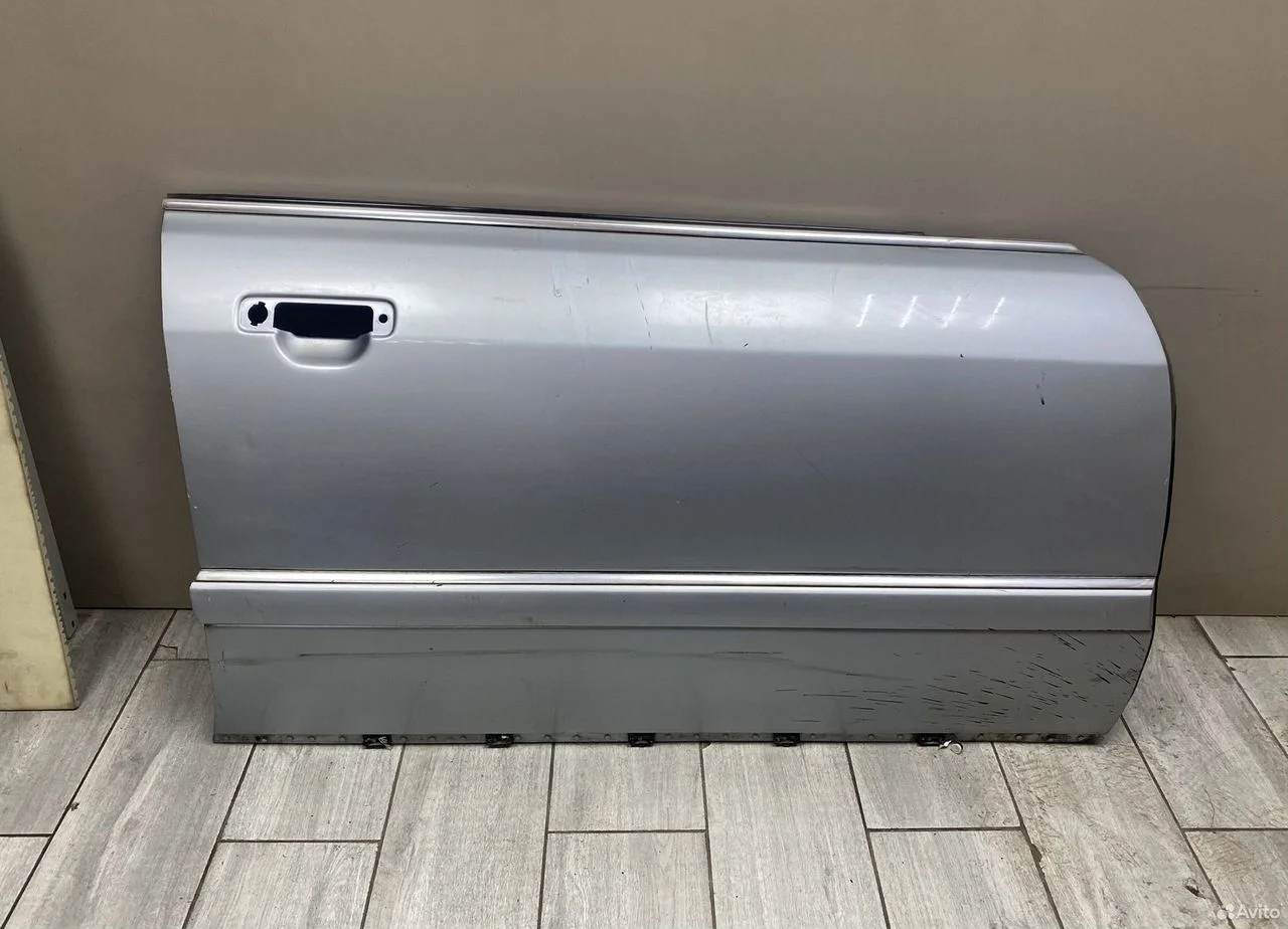 Дверь передняя правая audi a8 d2 4d